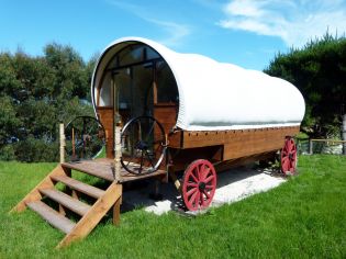 Wacky Stays - six unusual farm-stay rentals in Kaikoura